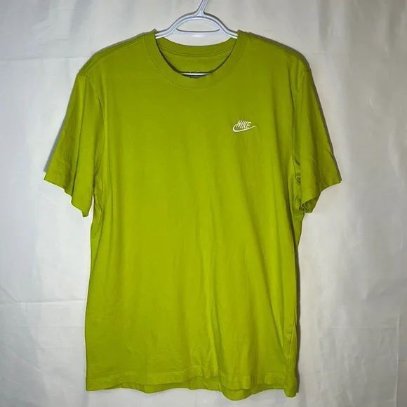 Lime green nike shirts online